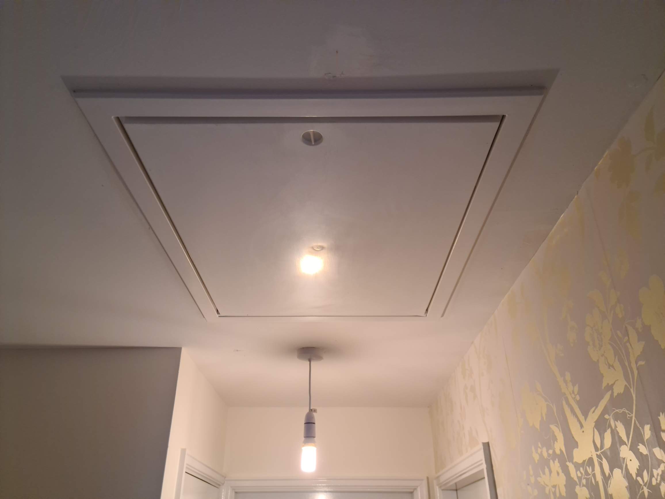 Manthorpe GL250-03 UPVC Loft Hatch